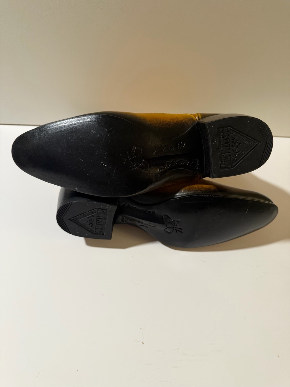 Like new! John Fluevog Eugene Polka Dot Mustard Lace-Up Ankle Boots- sz 5.5 - Picture 10 of 13
